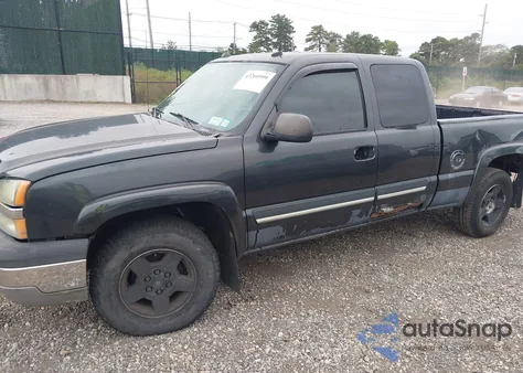 2004 Chevrolet Silverado 1500 Z71 z USA, uszkodzony, nr VIN 1GCEK19T14E136083